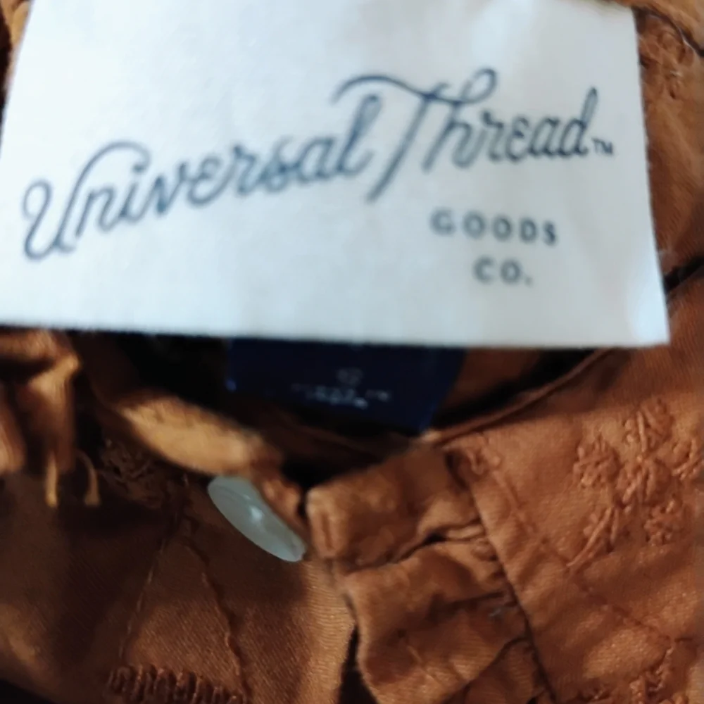 Universal Thread Rust Ruffle Collar Button-Down Blouse - Picture 4 of 6